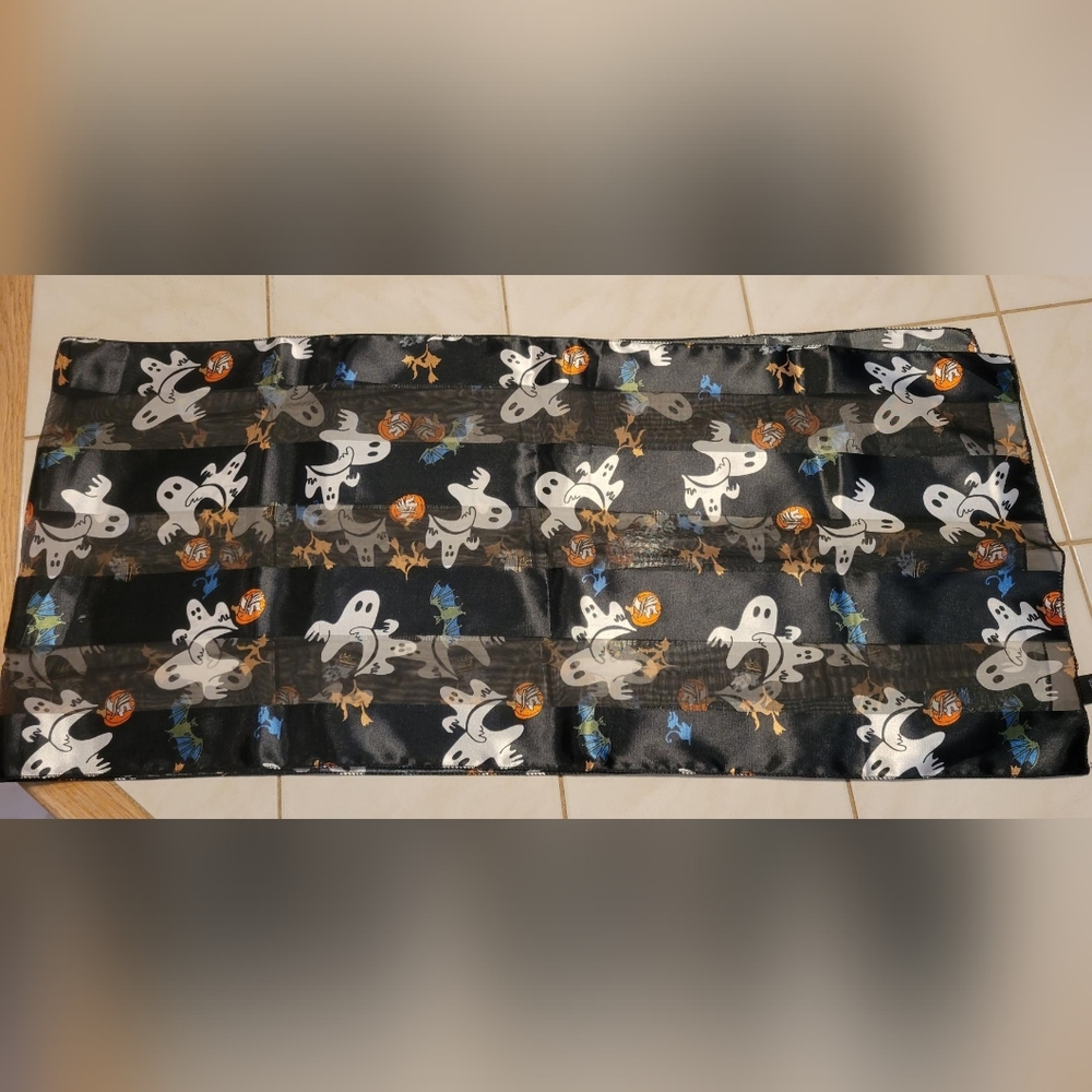 NWOT Halloween Scarf